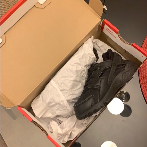 Nike Huarache Runs Toddler size 9c - Picture 4 of 4